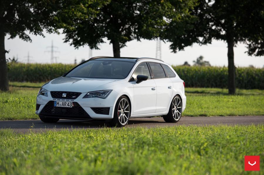  Seat Leon Cupre on Vossen Wheels (VFS1) 2017 года  (фото 7 из 23)